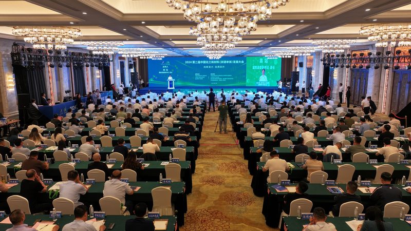 化工原料价格的波动主要受到以下几个因素的影响：